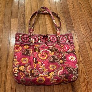 Vera Bradley Quilted Cotton Fuchsia Floral Tote Shoulder Handbag with Key Fob